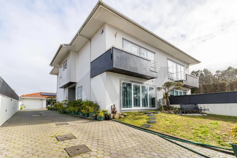 Moradia T3 para Venda em Santa Maria da Feira, Travanca, Sanfins e Espargo Foto 3