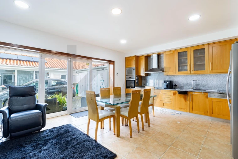 Moradia T3 para Venda em Santa Maria da Feira, Travanca, Sanfins e Espargo Foto 4