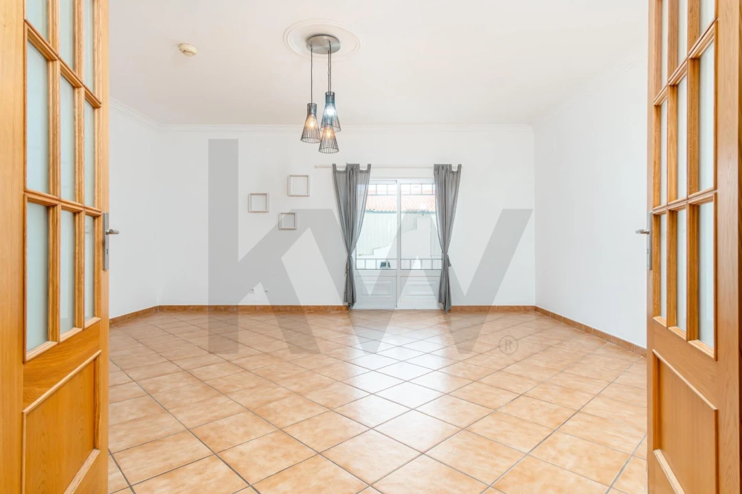 Moradia T3 para Venda em Fernao Ferro Foto 14