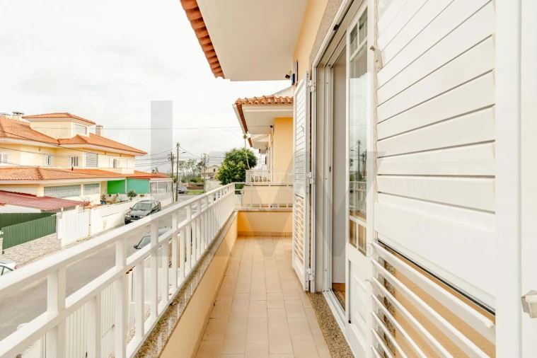 Moradia T3 para Venda em Fernao Ferro Foto 30