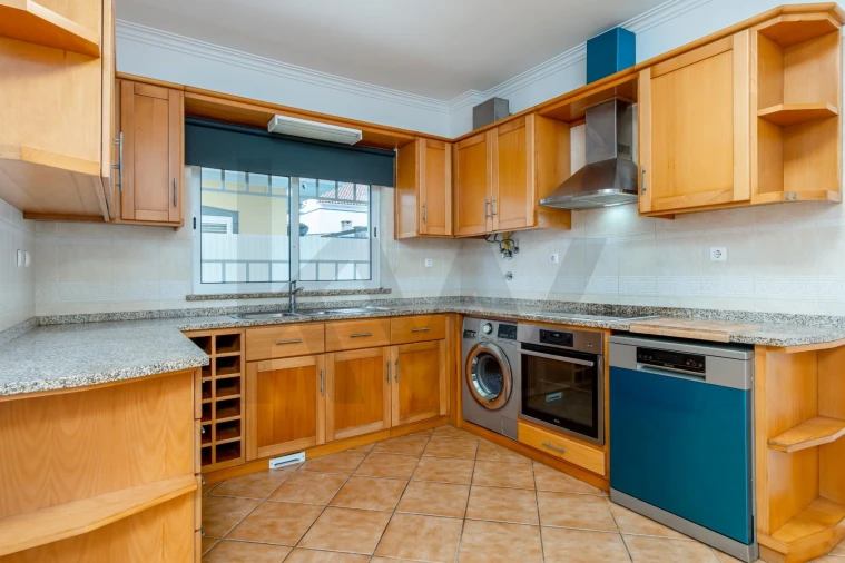 Moradia T3 para Venda em Fernao Ferro Foto 12