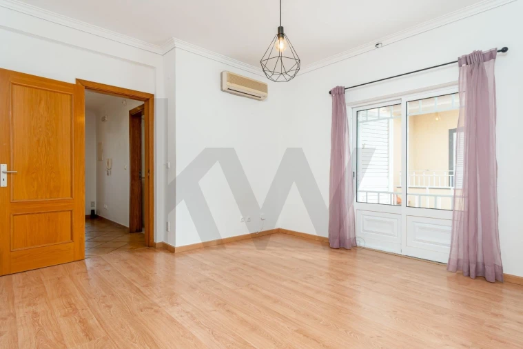 Moradia T3 para Venda em Fernao Ferro Foto 34