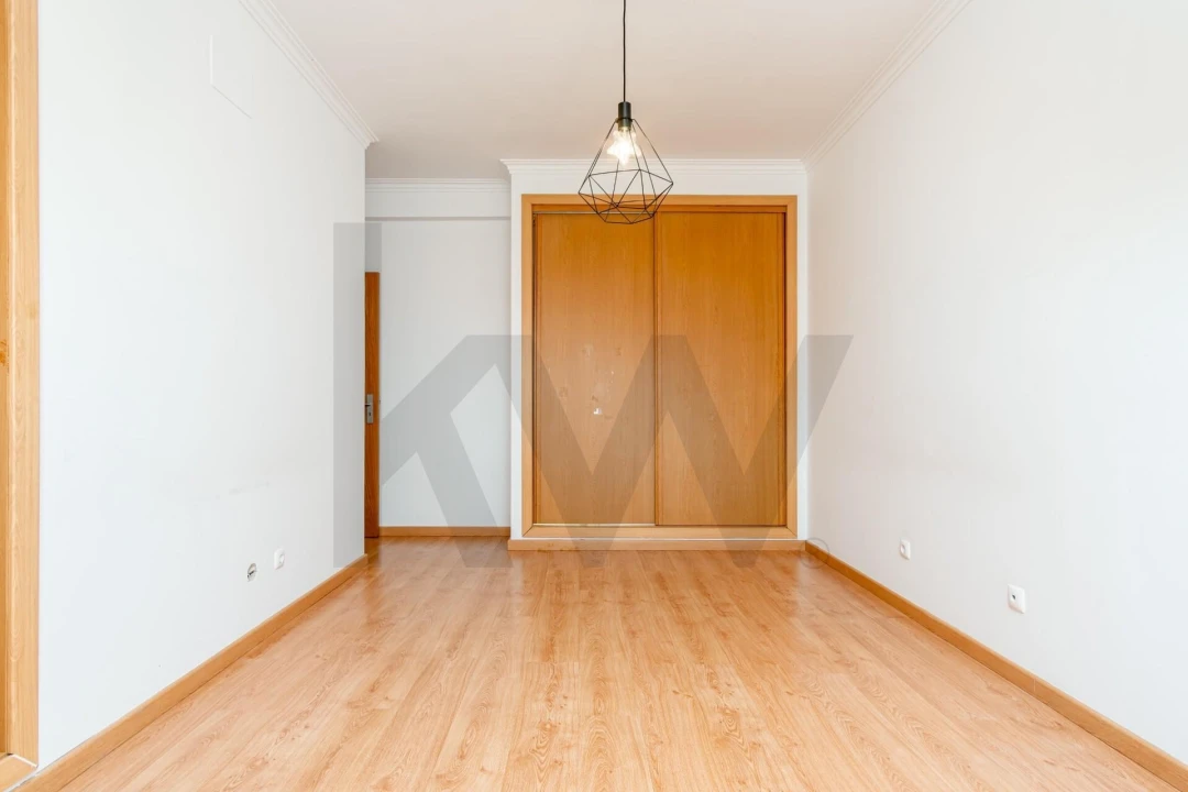 Moradia T3 para Venda em Fernao Ferro Foto 23