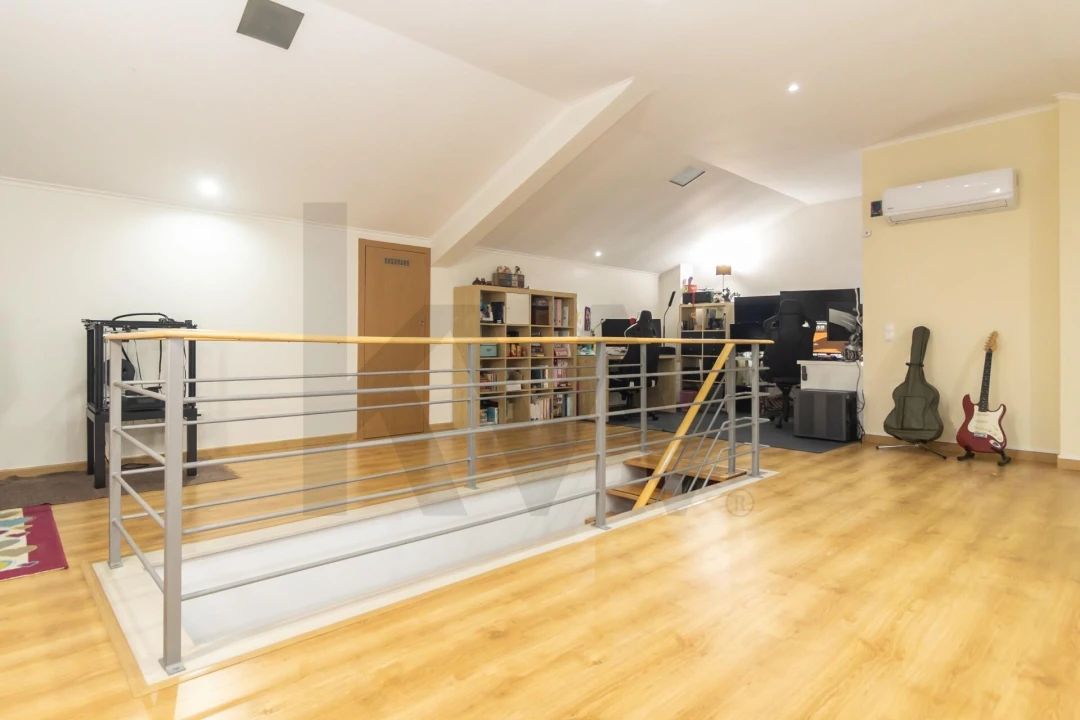 Apartamento T3 para Venda em Alhos Vedros Foto 46