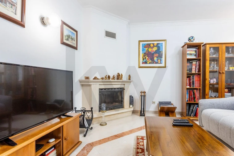 Apartamento T3 para Venda em Cacém e São Marcos Foto 2