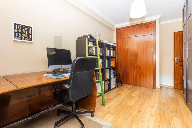 Apartamento T3 para Venda em Cacém e São Marcos Foto 23