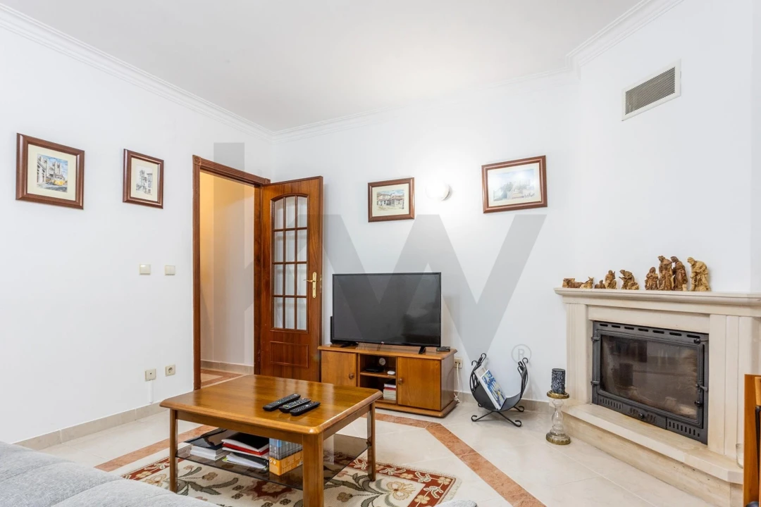 Apartamento T3 para Venda em Cacém e São Marcos Foto 6