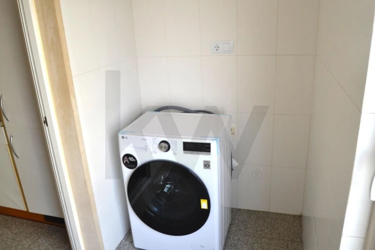 Apartamento T2 para Arrendamento em Carcavelos e Parede Foto 17