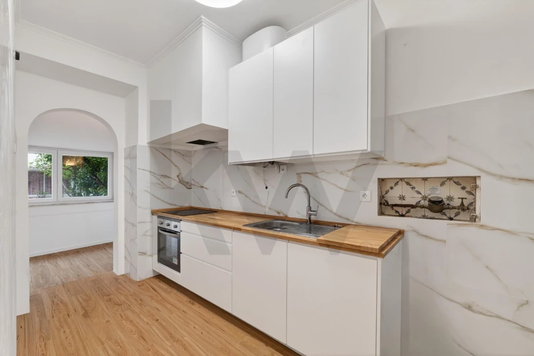 Apartamento T3 para Arrendamento em Campo de Ourique Foto 16