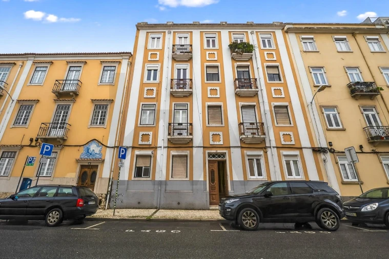 Apartamento T3 para Arrendamento em Campo de Ourique Foto 30