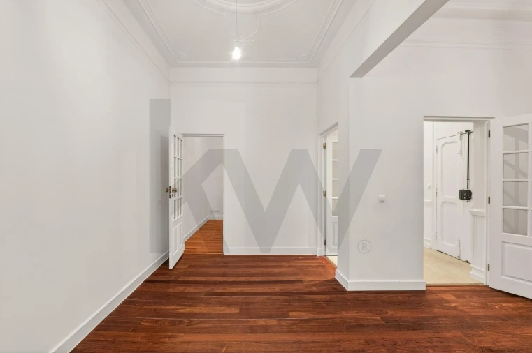 Apartamento T3 para Arrendamento em Campo de Ourique Foto 22