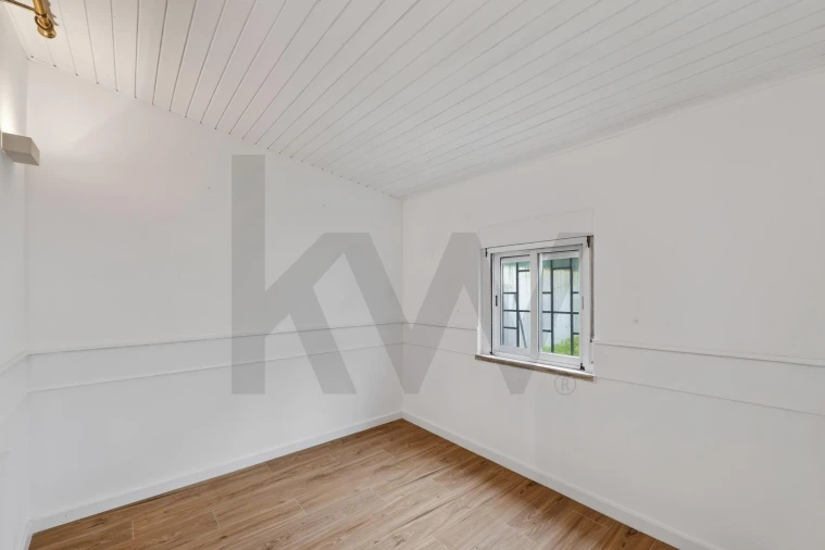 Apartamento T3 para Arrendamento em Campo de Ourique Foto 14