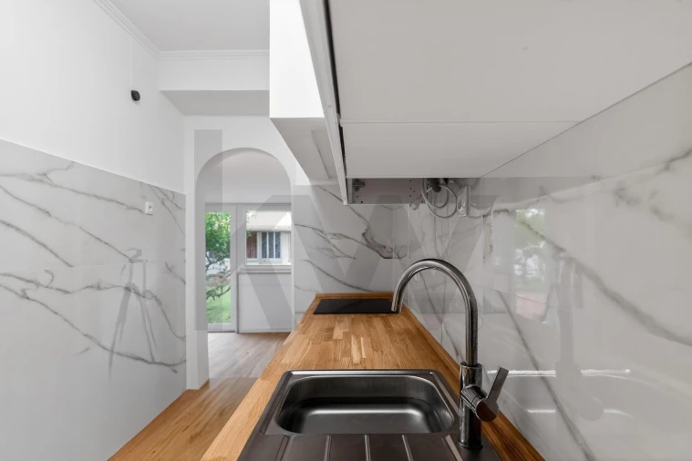 Apartamento T3 para Arrendamento em Campo de Ourique Foto 17