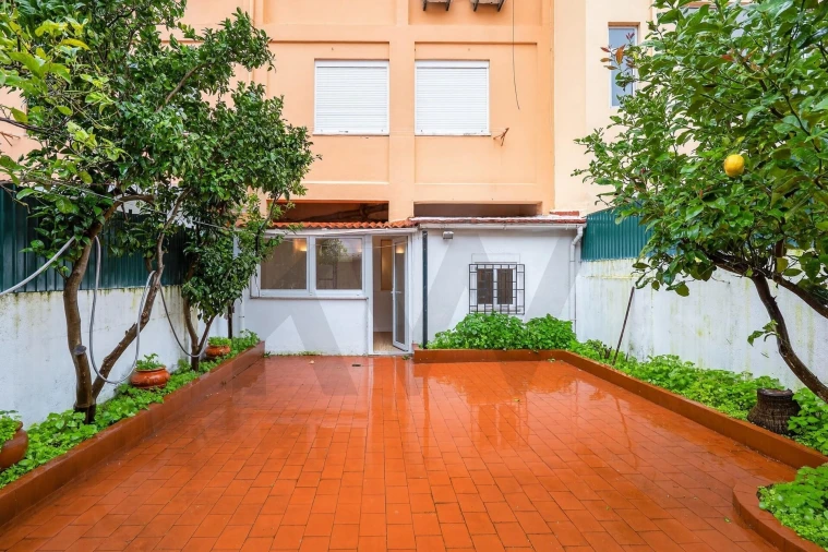 Apartamento T3 para Arrendamento em Campo de Ourique Foto 15