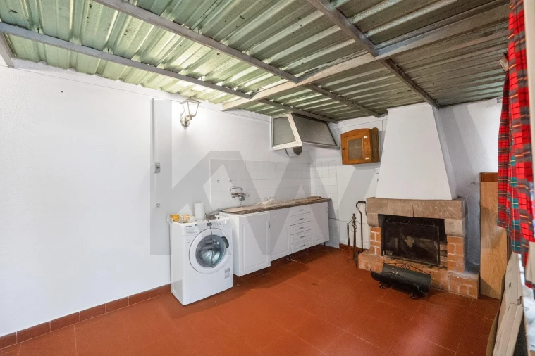 Apartamento T3 para Arrendamento em Campo de Ourique Foto 29