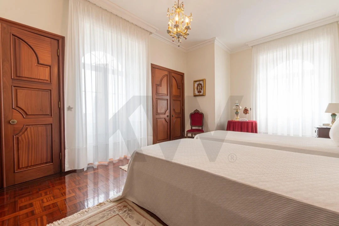 Moradia T4 para Venda em Relva Foto 8