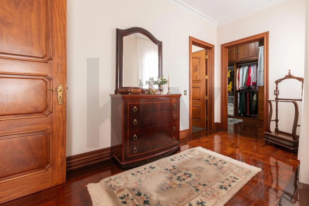 Moradia T4 para Venda em Relva Foto 16