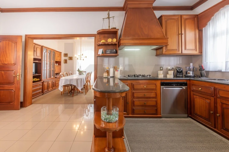 Moradia T4 para Venda em Relva Foto 30