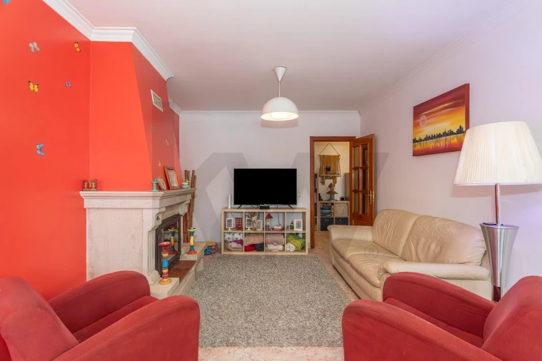 Apartamento T3 para Venda em Milharado Foto 3