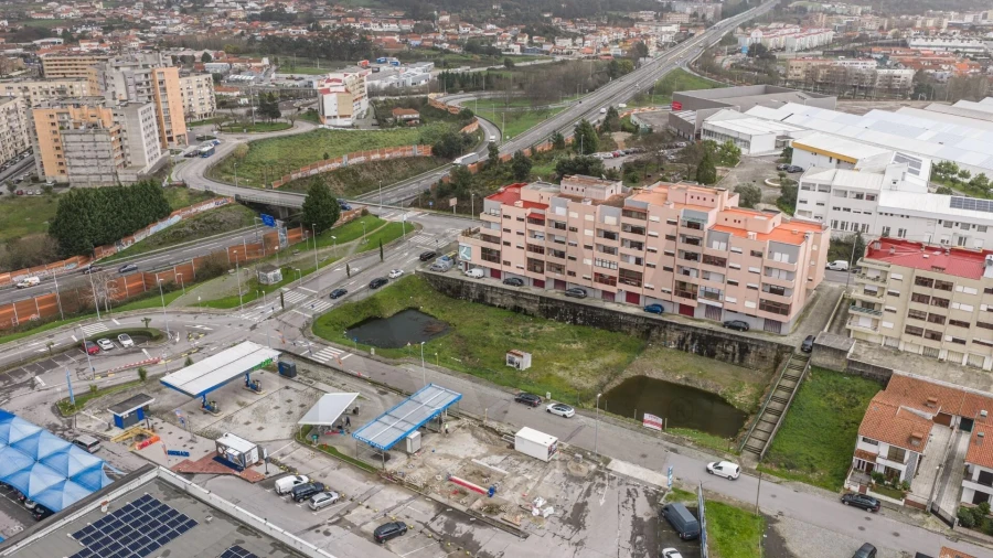 Terreno para Venda em Valongo Foto 18