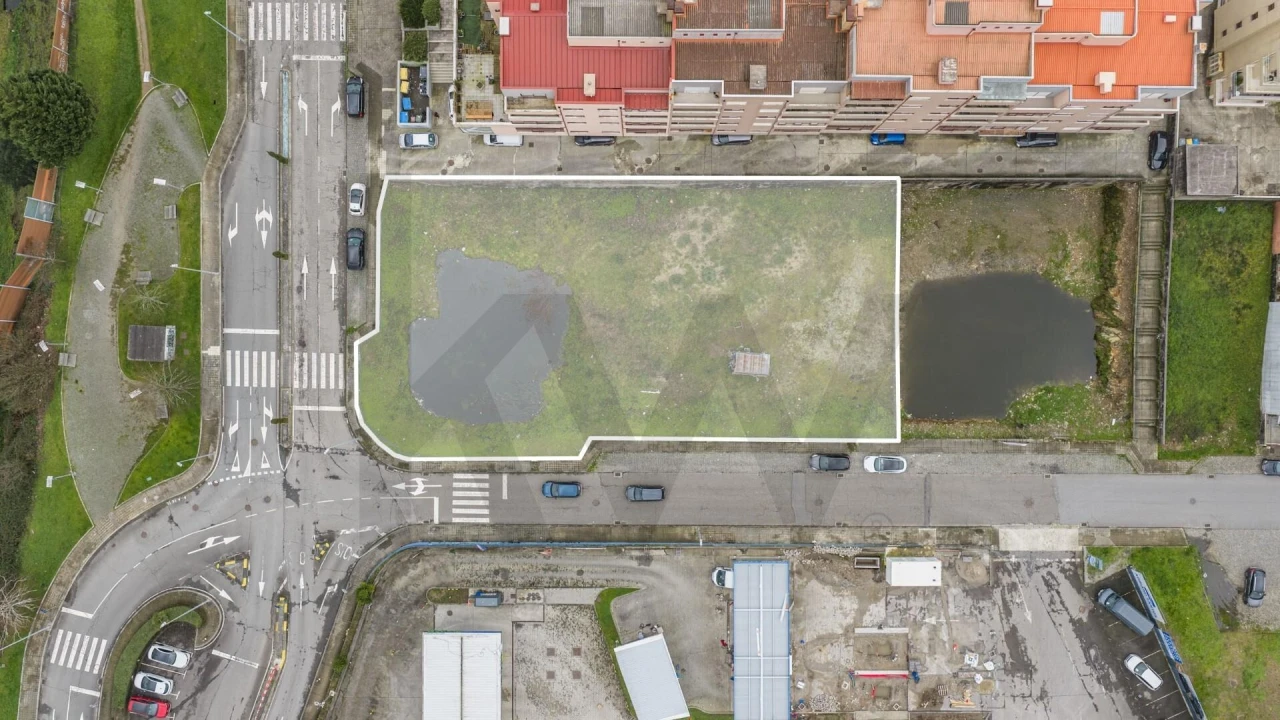 Terreno para Venda em Valongo Foto 2