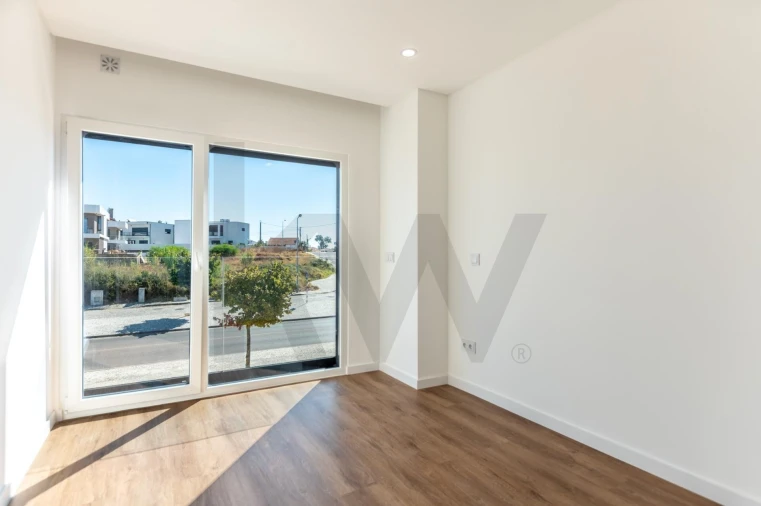 Moradia T3 para Venda em Fernao Ferro Foto 14