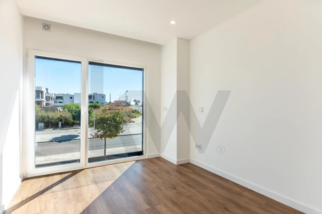 Moradia T3 para Venda em Fernao Ferro Foto 14