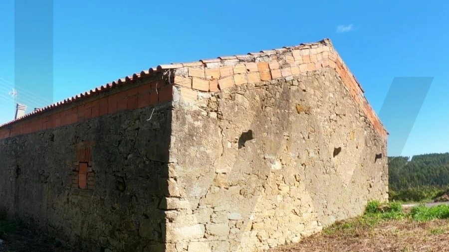 Armazém para Venda em A dos Negros