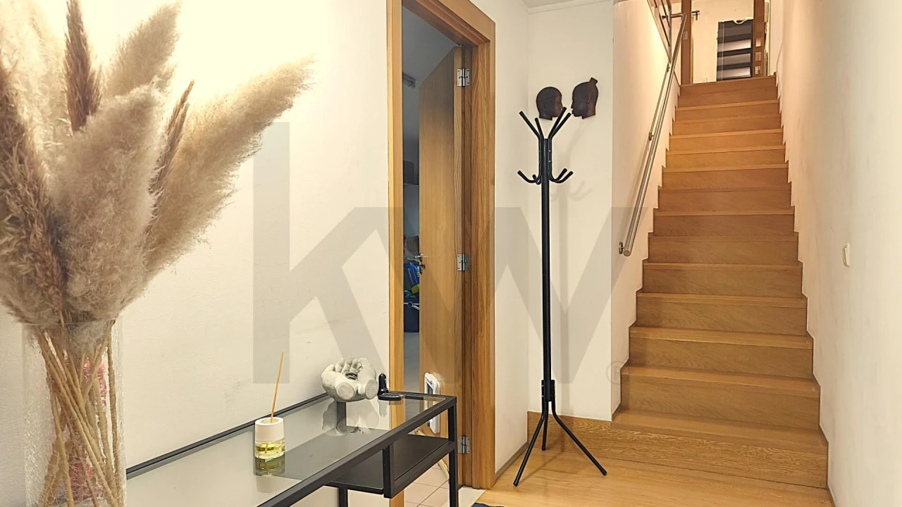 Moradia T3 para Venda em Folgosa Foto 1