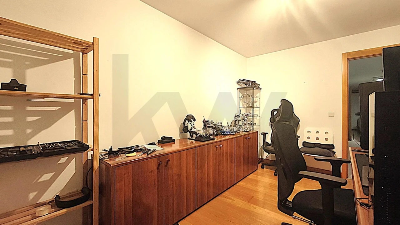 Moradia T3 para Venda em Folgosa Foto 3