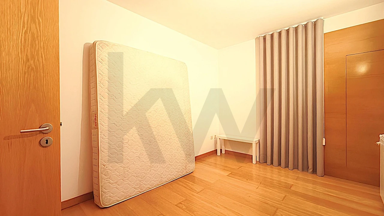 Moradia T3 para Venda em Folgosa Foto 37