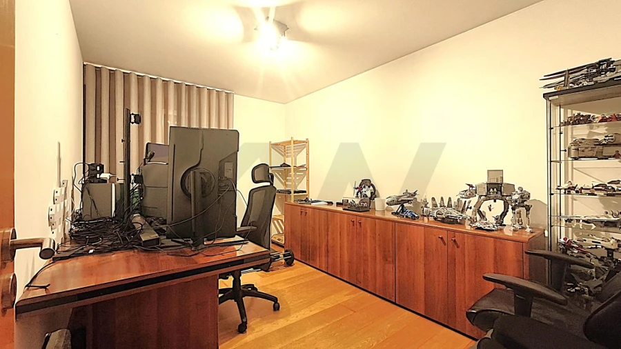 Moradia T3 para Venda em Folgosa Foto 4