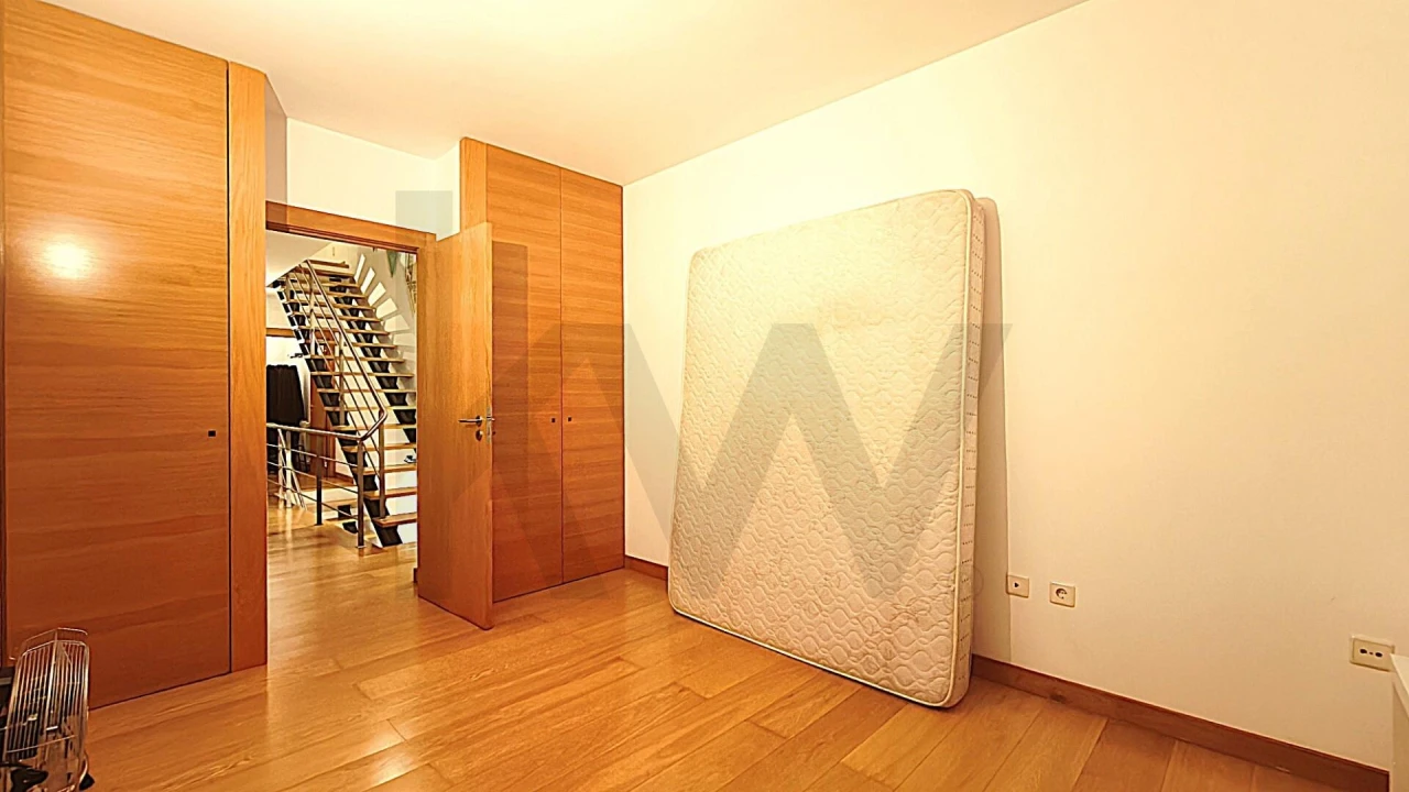 Moradia T3 para Venda em Folgosa Foto 39