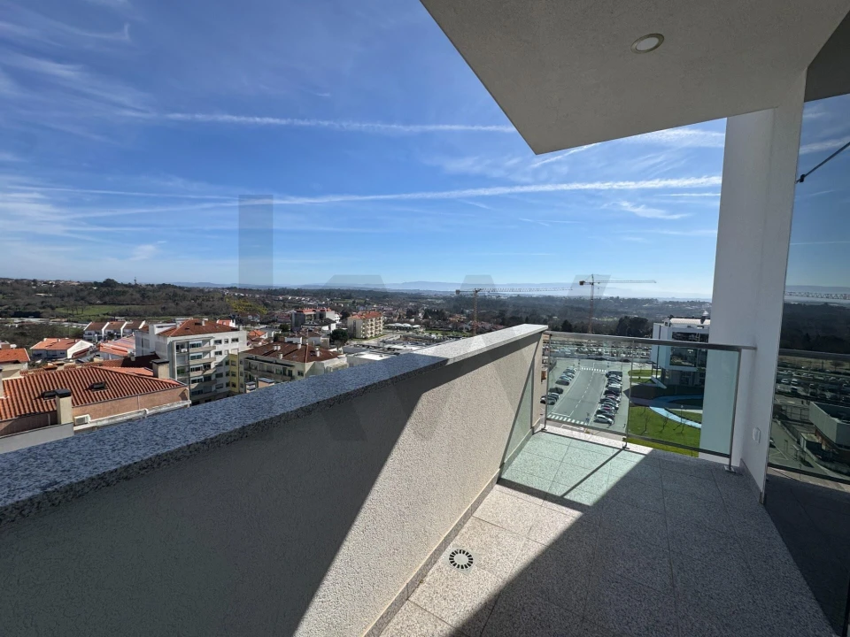 Apartamento T3 para Arrendamento em Viseu Foto 6