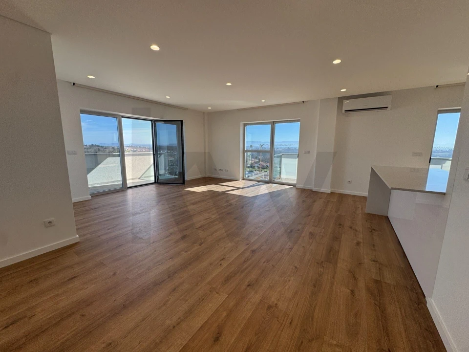 Apartamento T3 para Arrendamento em Viseu Foto 1