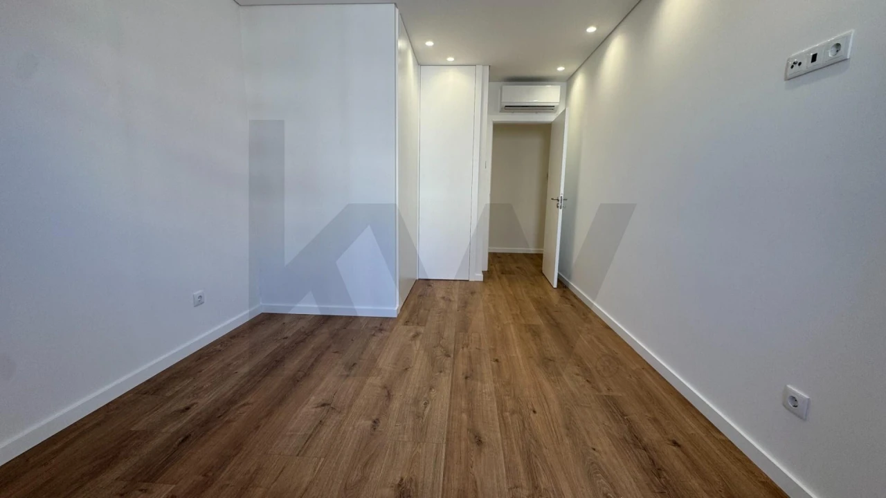 Apartamento T3 para Arrendamento em Viseu Foto 17