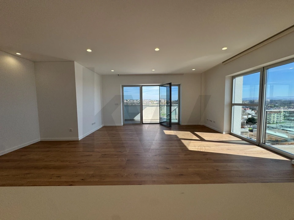 Apartamento T3 para Arrendamento em Viseu Foto 5