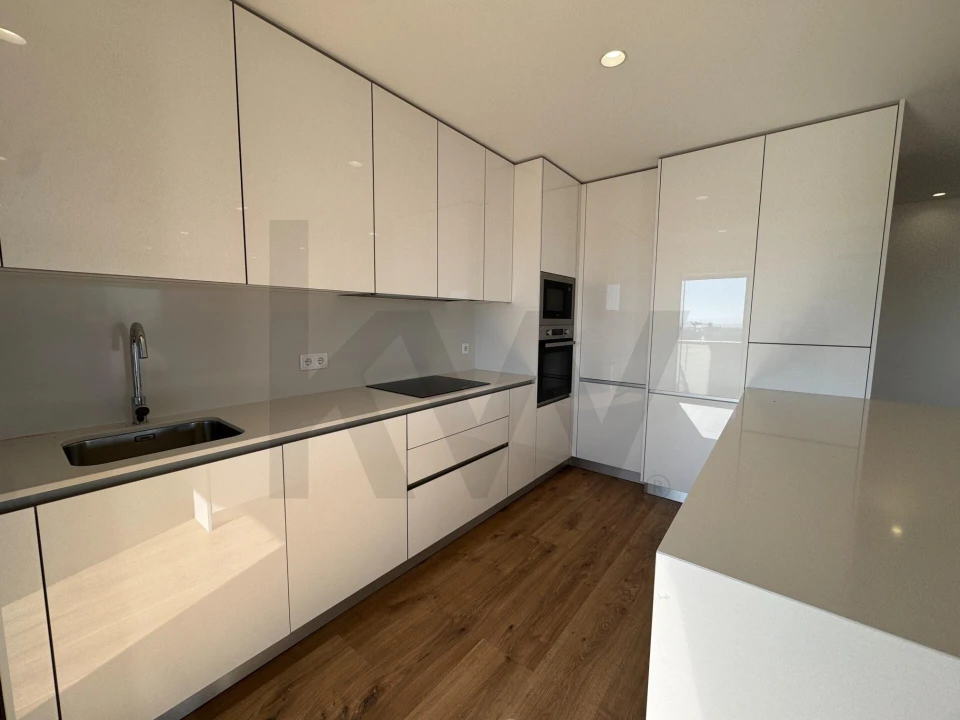 Apartamento T3 para Arrendamento em Viseu Foto 10