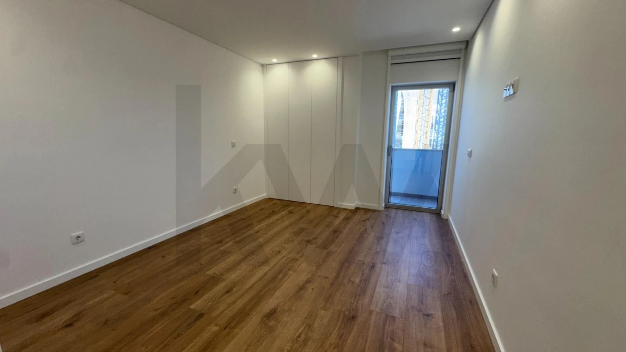 Apartamento T3 para Arrendamento em Viseu Foto 14