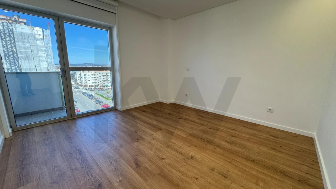 Apartamento T3 para Arrendamento em Viseu Foto 22
