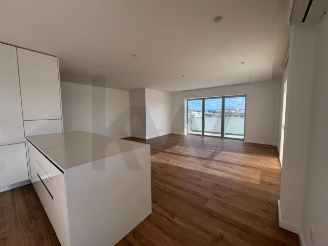 Apartamento T3 para Arrendamento em Viseu Foto 3