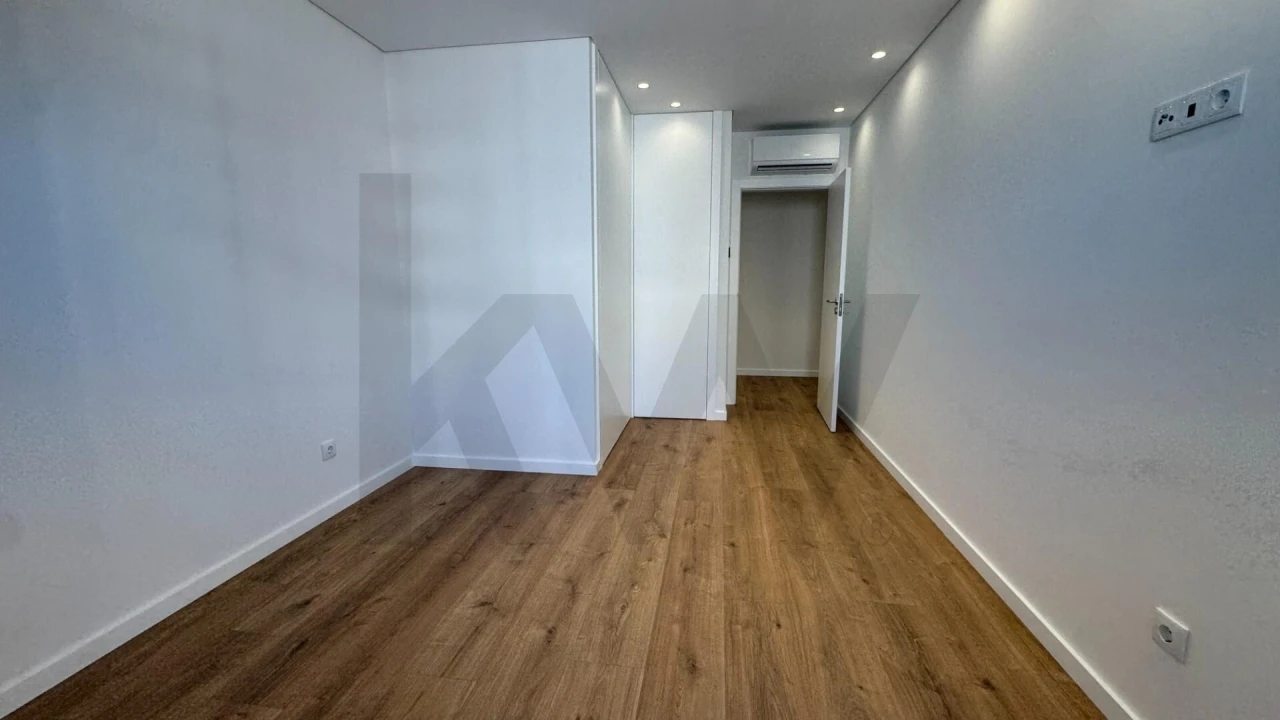 Apartamento T3 para Arrendamento em Viseu Foto 16