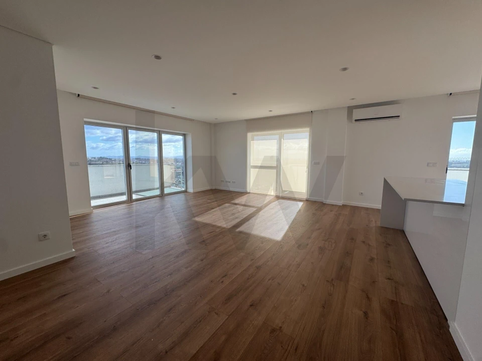 Apartamento T3 para Arrendamento em Viseu Foto 1