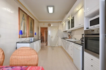 Apartamento T4 para Venda em Cascais e Estoril