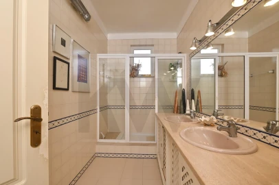 Apartamento T4 para Venda em Cascais e Estoril