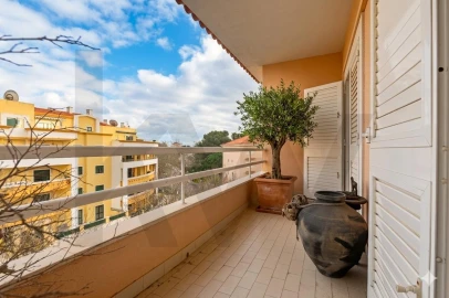 Apartamento T4 para Venda em Cascais e Estoril