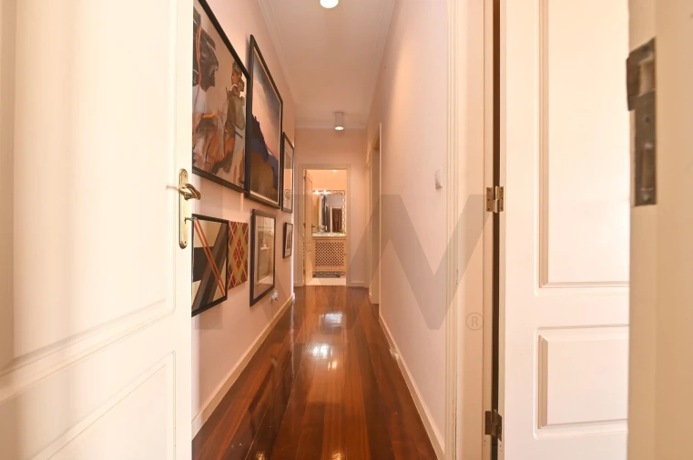 Apartamento T4 para Venda em Cascais e Estoril Foto 10