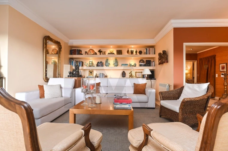 Apartamento T4 para Venda em Cascais e Estoril Foto 4