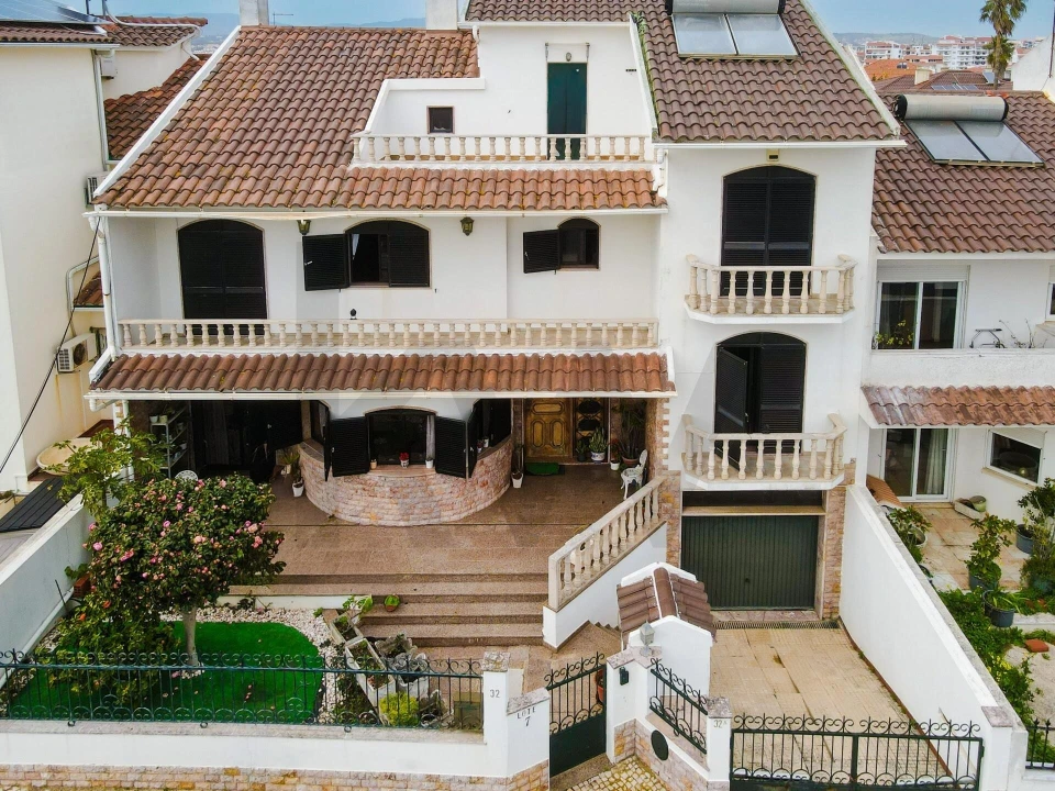 Moradia T5 para Venda em Carcavelos e Parede Foto 64