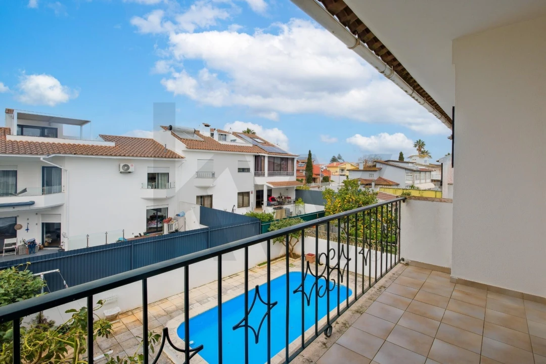 Moradia T5 para Venda em Carcavelos e Parede Foto 61